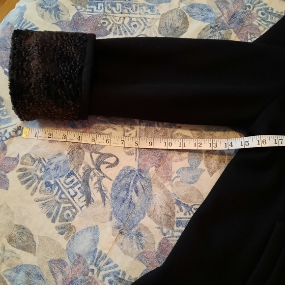 Vintage black wool coat - Picture 15 of 15